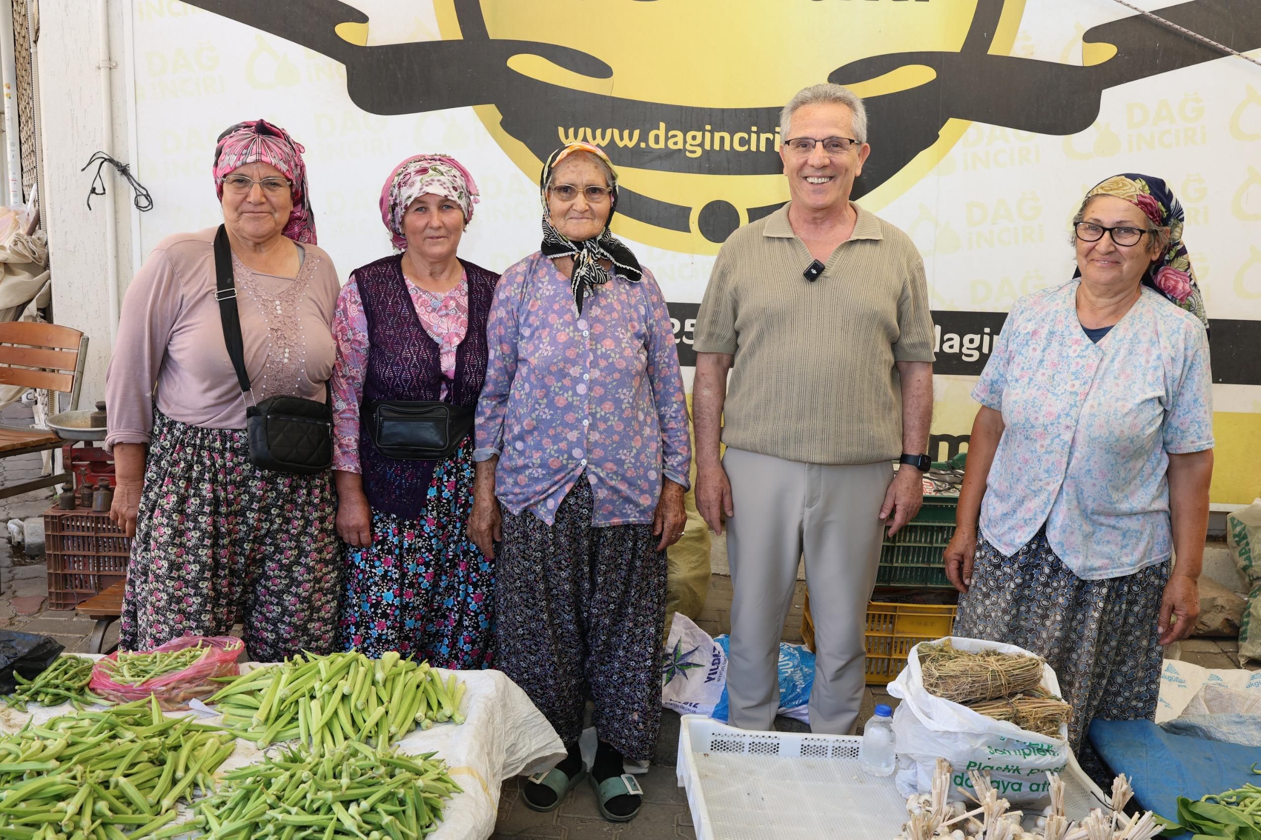 Başkan Tetik müjdeyi sahada verdi KÖYLÜ PAZARI İÇİN ÇALIŞMALAR BAŞLADI